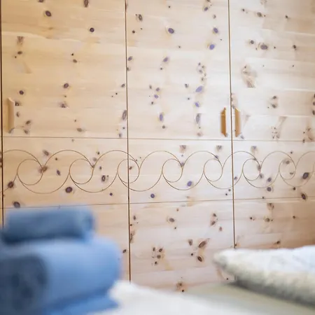 Chasa Valbernard Stuvetta Quivelda 4001 불페라